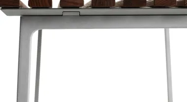 Tisch Traverse 140
